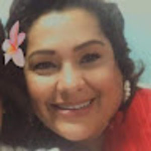 Meet your Posher, Ofelia